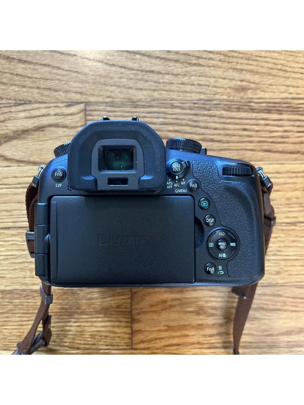 Panasonic LUMIX DMC-FZ1000 25-400mm Camera With Batteries, Charger & Accessories